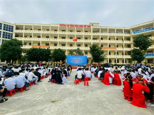 ẤM LÒNG CÁI TẾT VÌ HS-SV NGHÈO CỦA TRƯỜNG CAO ĐẲNG BÁCH KHOA VIỆT NAM