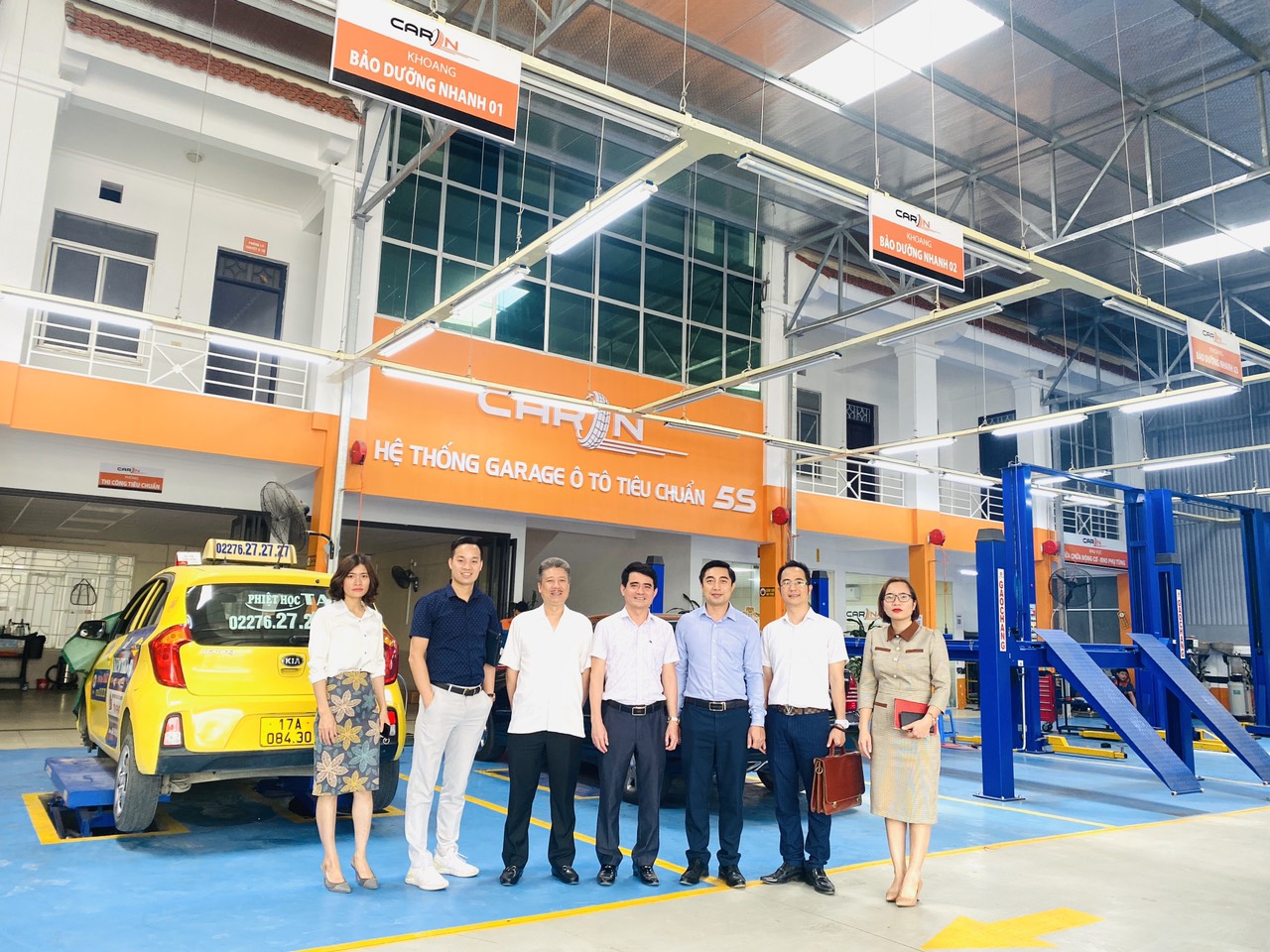 TUYỂN DỤNG ĐỘI NGŨ CHĂM SÓC XE Ô TÔ THEO CÔNG NGHỆ MỸ-TRƯỜNG CAO ĐẲNG BÁCH KHOA VIỆT NAM